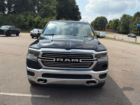 Used 2020 RAM 1500 Laramie AWD/4WD image 2