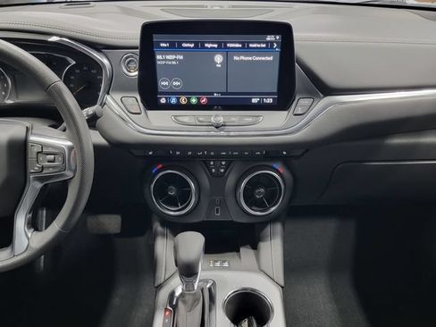 Used 2024 Chevrolet Blazer LT w/ Convenience Package FWD image 19