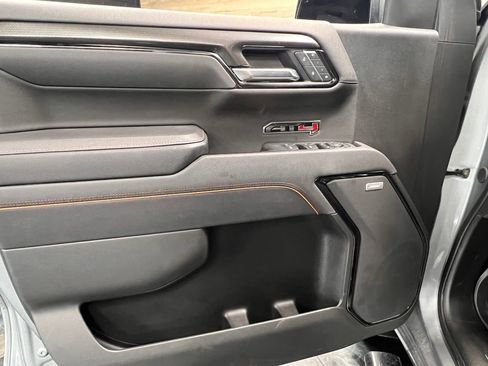 Used 2025 GMC Sierra 1500 AT4 w/ Technology Package AWD/4WD image 20