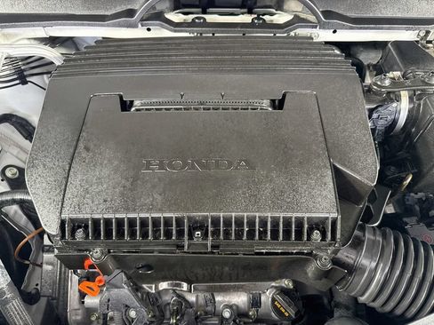 Used 2024 Honda Pilot Touring image 44