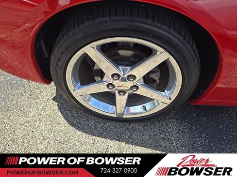 Used 2005 Chevrolet Corvette Coupe w/ Preferred Equipment Group RWD image 11