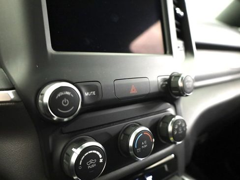 Used 2020 RAM 1500 Big Horn image 19