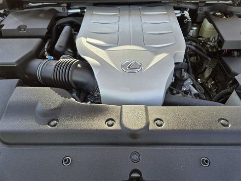 Used 2022 Lexus GX 460 Premium w/ Premium Package image 32