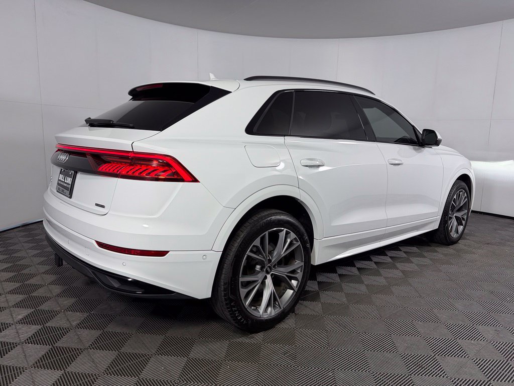 Used 2022 Audi Q8 Premium AWD/4WD image 8