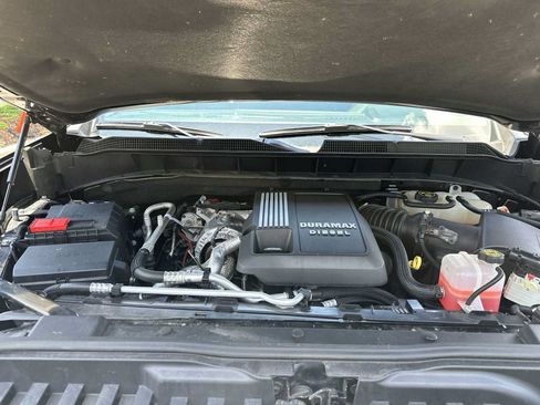 Certified 2023 Chevrolet Silverado 1500 High Country AWD/4WD image 13