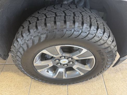 Used 2016 Chevrolet Colorado Z71 AWD/4WD image 32
