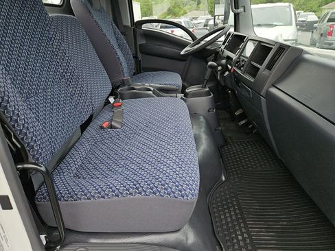 New 2025 Chevrolet Low Cab Forward image 17