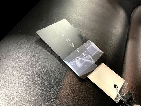 Used 2024 Tesla Model Y Long Range image 14