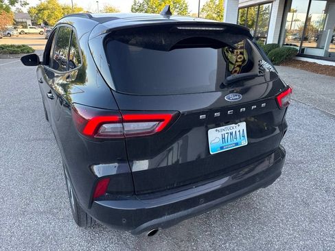 Certified 2023 Ford Escape ST-Line w/ Tech Pack #1 FWD image 9
