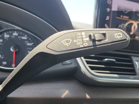 Certified 2025 Audi Q5 2.0T Premium AWD/4WD image 23