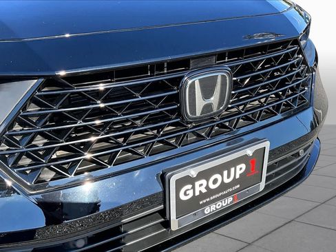 Used 2023 Honda Accord Touring image 30
