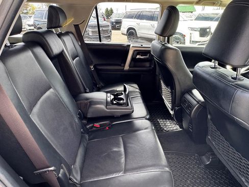 Used 2019 Toyota 4Runner 4WD image 32