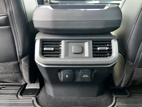 Used 2025 Ford F150 Lariat w/ Equipment Group 501A Mid AWD/4WD image 20