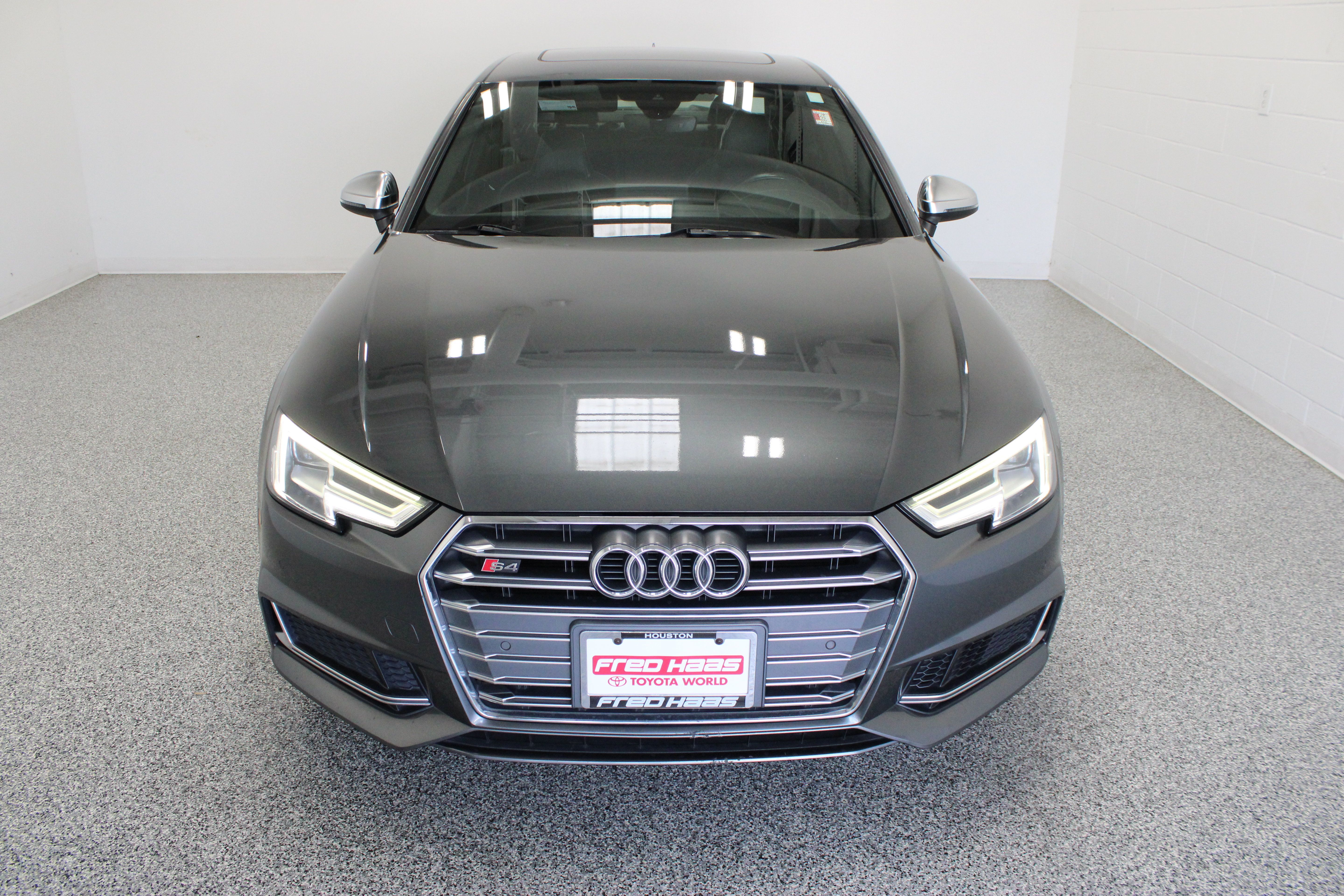 Used 2018 Audi S4 Premium Plus w/ Navigation Package AWD/4WD image 3