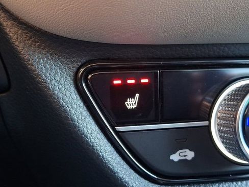 Certified 2024 Honda HR-V EX-L image 23