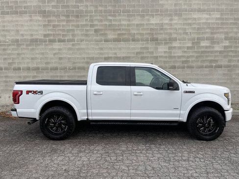 Used 2017 Ford F150 XLT w/ Equipment Group 302A Luxury image 5