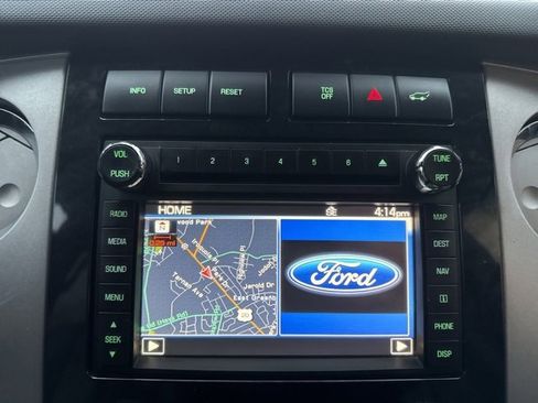 Used 2013 Ford Expedition Limited image 28