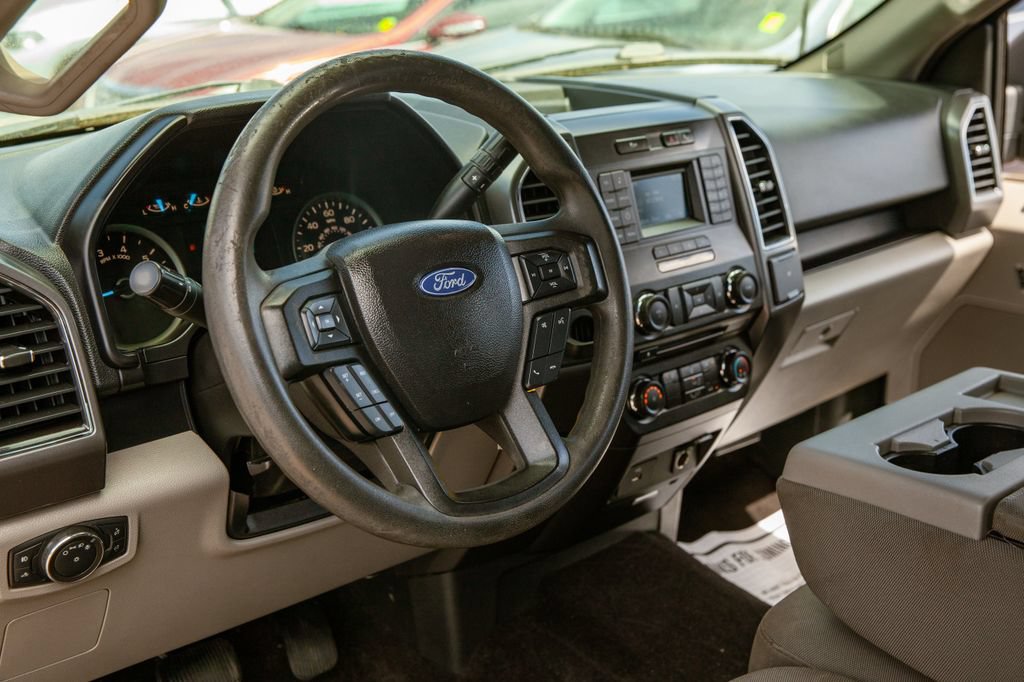 Used 2017 Ford F150 XLT RWD image 10