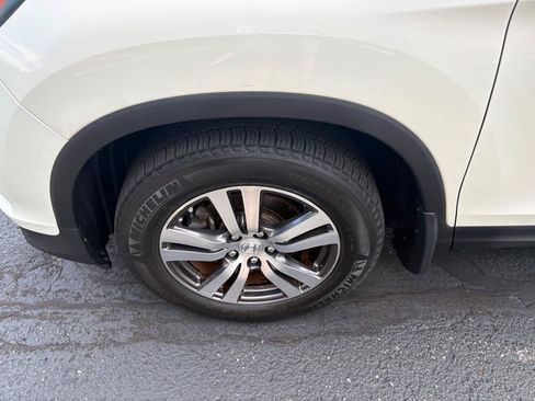 Used 2016 Honda Pilot EX image 9
