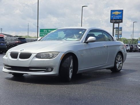 Used 2011 BMW 328i Convertible RWD image 10