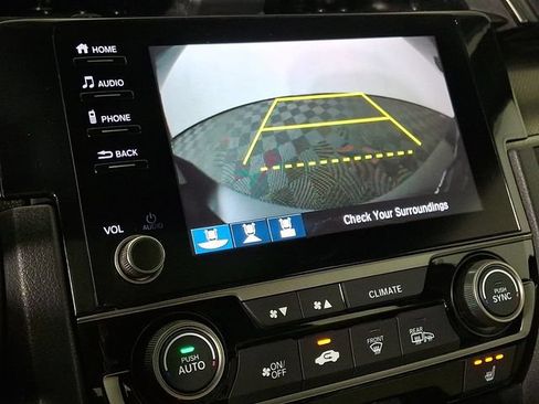 Used 2019 Honda Civic EX image 4