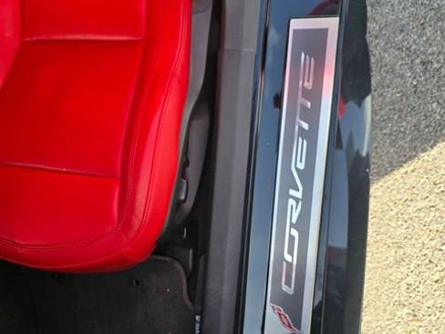 Used 2019 Chevrolet Corvette Z06 RWD image 13