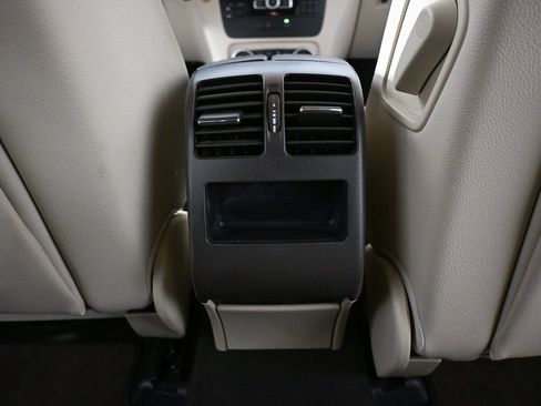 Used 2014 Mercedes-Benz GLK 350 2WD image 17