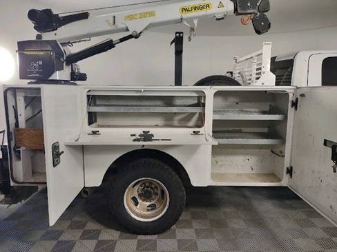 Used 2024 RAM 3500 Tradesman AWD/4WD image 4
