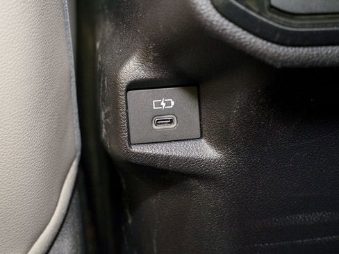 Used 2026 Toyota Grand Highlander Limited image 9