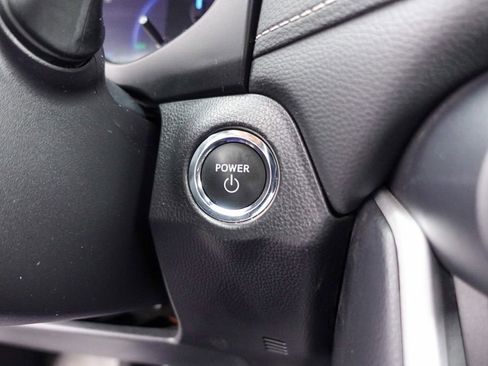 Used 2025 Toyota RAV4 XLE image 21