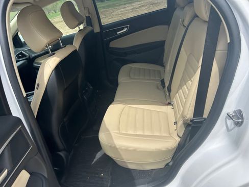 Certified 2021 Ford Edge SEL w/ Convenience Package AWD/4WD image 16