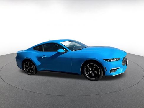 Used 2024 Ford Mustang Premium image 2