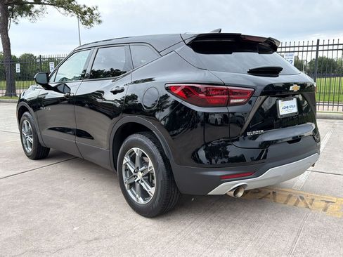 Used 2023 Chevrolet Blazer LT w/ Driver Confidence Package FWD image 3