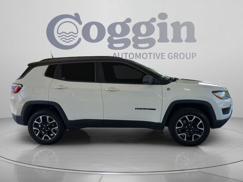 Used 2020 Jeep Compass Trailhawk AWD/4WD image 6