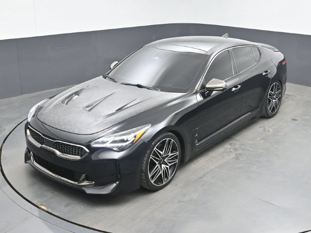 Used 2022 Kia Stinger GT2 w/ Red Interior Color Package RWD image 15