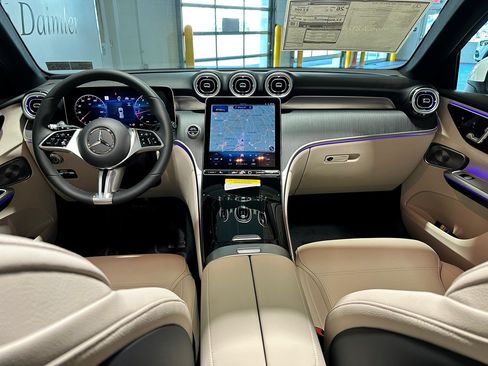 New 2026 Mercedes-Benz GLC 300 4MATIC image 6