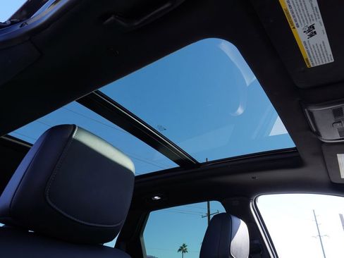 Certified 2023 Cadillac XT5 Premium Luxury image 13