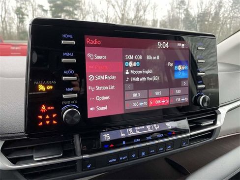 Certified 2023 Toyota Sienna XLE image 29