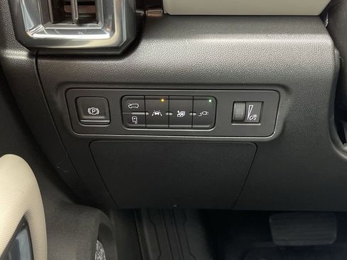 New 2026 GMC Hummer EV SUV image 17