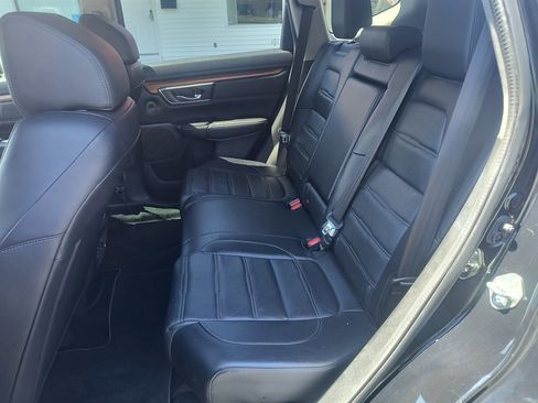 Used 2018 Honda CR-V Touring image 31