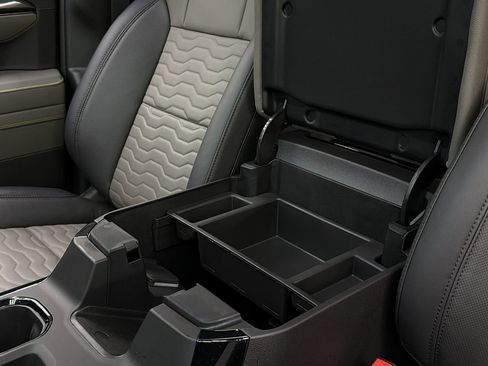 Used 2025 Chevrolet Silverado 1500 ZR2 w/ Technology Package image 34