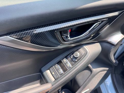 Used 2019 Subaru Crosstrek 2.0i Limited w/ Moonroof Package w/Navigation AWD/4WD image 23