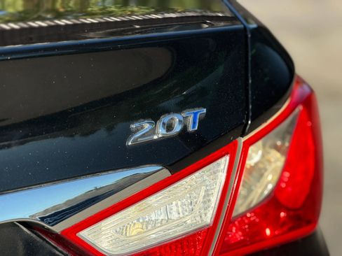 Used 2011 Hyundai Sonata SE FWD image 12