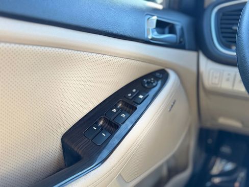 Used 2015 Kia Optima EX w/ EX Premium Package image 36