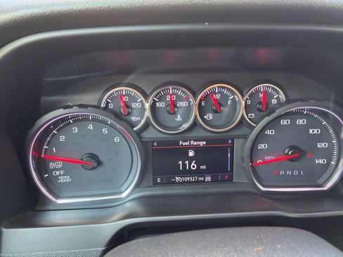 Used 2019 Chevrolet Silverado 1500 LT Trail Boss AWD/4WD image 29