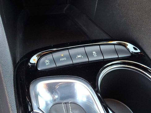 Used 2025 Buick Encore GX Preferred w/ Comfort Package AWD/4WD image 24
