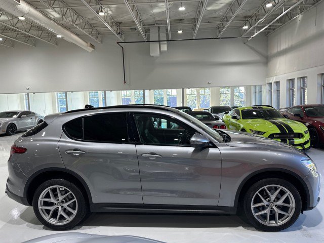 Used 2018 Alfa Romeo Stelvio Ti Sport AWD/4WD image 26