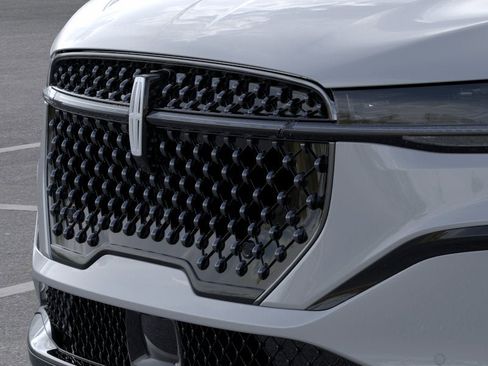 New 2026 Lincoln Nautilus Reserve AWD/4WD image 17