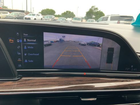 Used 2022 Cadillac Escalade ESV Sport Platinum AWD/4WD image 15
