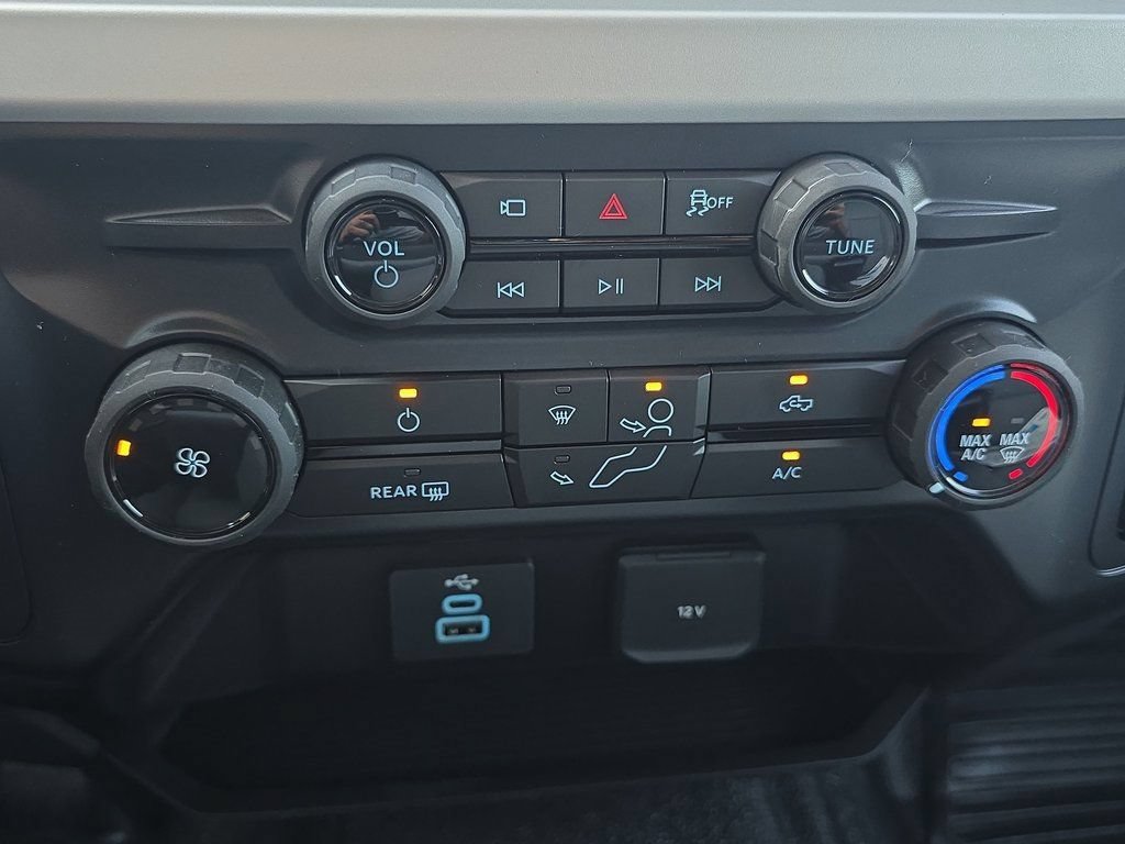 New 2026 Ford F250 XL w/ 360-Degree Camera Package AWD/4WD image 22